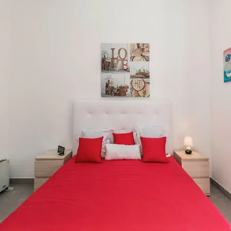 Flores Apartment *
